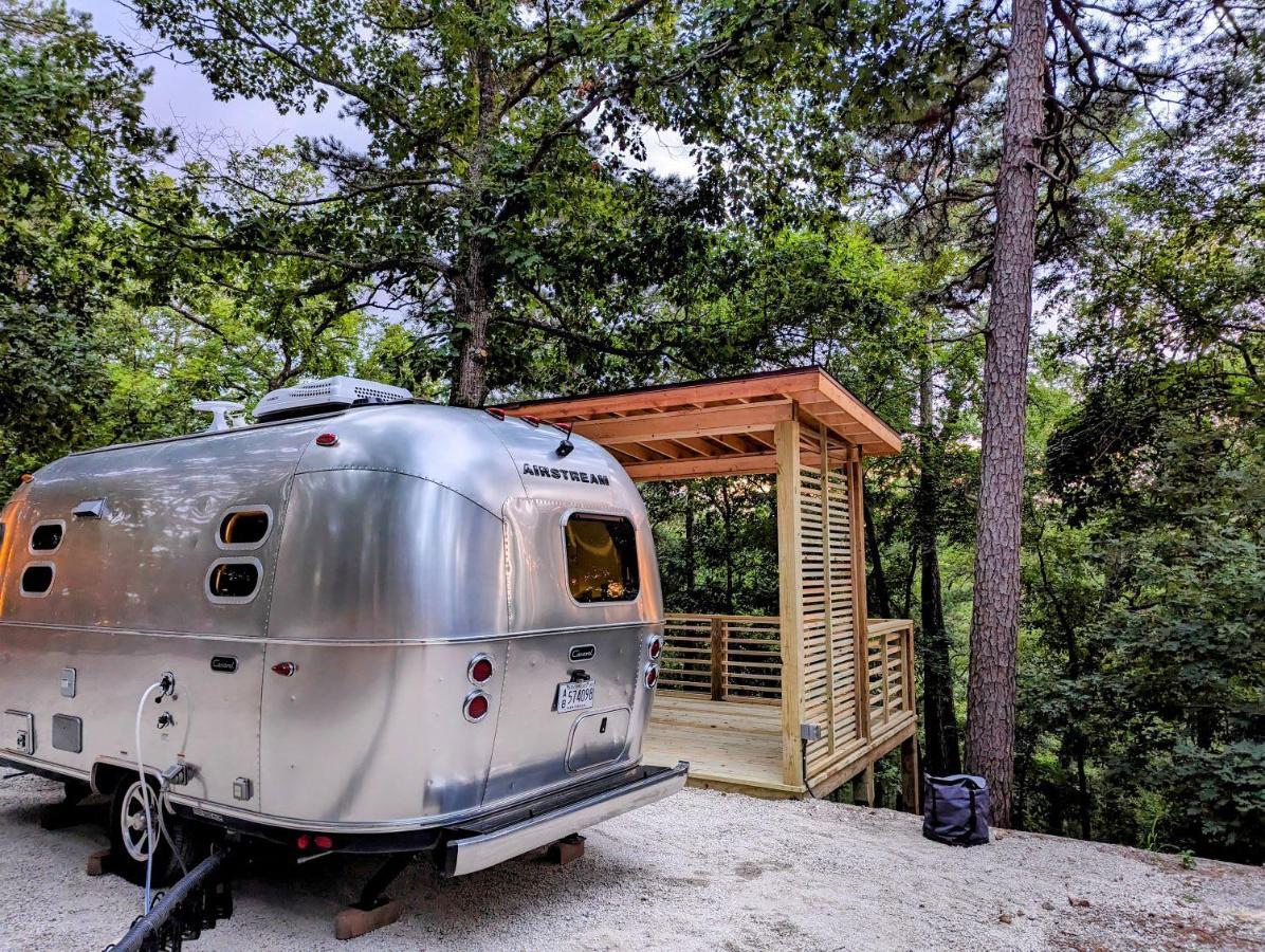 Airstream Caravel 2020 Loblolly Pines Adventure Camp 호텔 유레카 스프링스 외부 사진